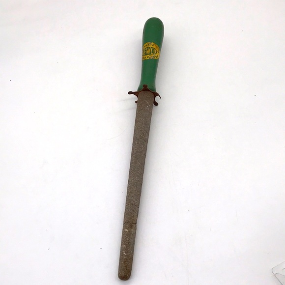 Antique NEWCO Handheld Knife Sharpener/Stone - Picture 1 of 4
